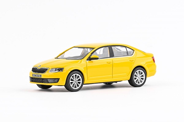 Модель 1:43 Skoda Octavia III (2012) - Yellow Taxi