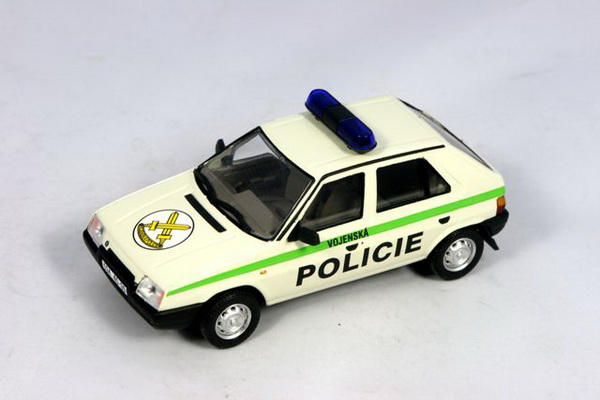 Модель 1:43 Skoda Favorit Vojenská Policie (военная полиция Чехии)
