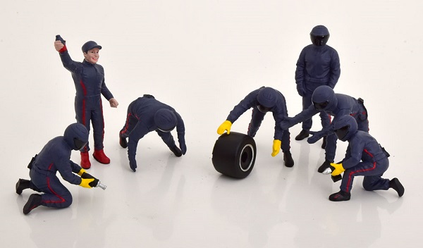 Набор фигурок Pit Crew Set 3 7 figurines AD-76558 Модель 1:18