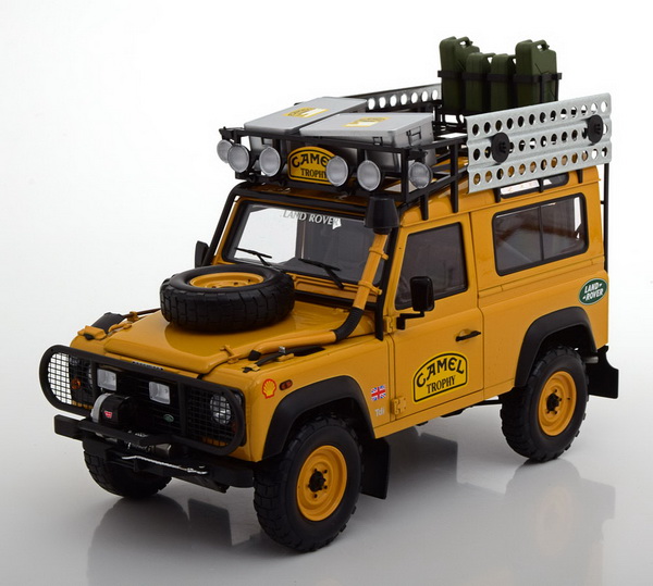 Модель 1:18 Land Rover Defender 90 «Camel Trophy»