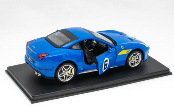 Модель 1:24 Ferrari California T 2014 Blue (Inspired by the 512 M 1971)