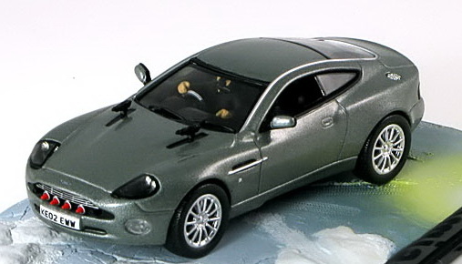 Модель 1:43 Aston Martin V12 Vanquish 