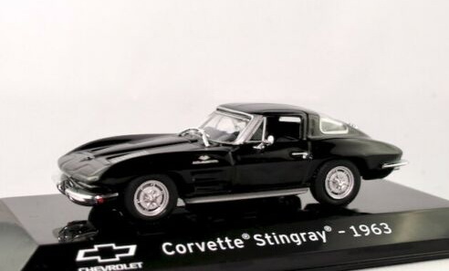 Chevrolet Corvette Stingray 1963 Black SUP082 Модель 1:43