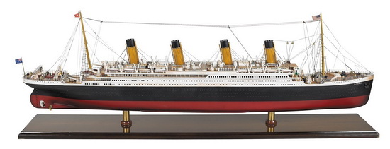 titanic classic ship (размер модели 100 x 17 x 35,5 cm) AS080 Модель 1:700