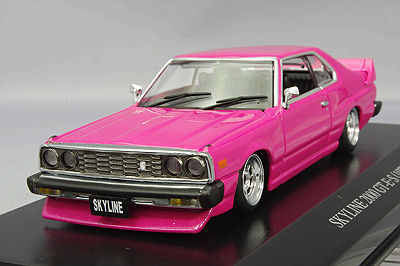 Модель 1:43 Nissan Skyline HT 2000 GT-E S Early Ver. - pink met