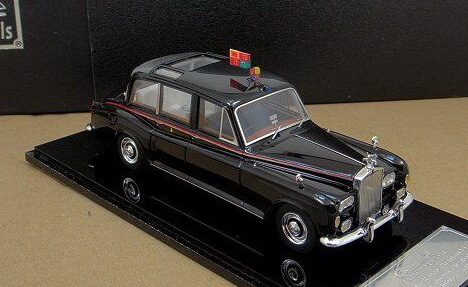 Модель 1:43 Rolls-Royce Phantom VI Queen Elizabeth II Silver Jubilee - black