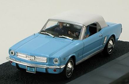 Модель 1:43 Ford Mustang Convertible - James Bond 007 «Thunderball» - light blue/white