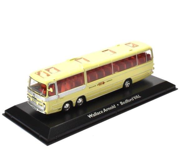 Bedford VAL Plaxton Panorama Coach (автобус) - yellow 4642102 Модель 1:72