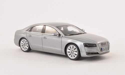 Модель 1:43 Audi A8 - silver