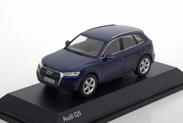 Audi Q5 - blue 5011605632 Модель 1:43