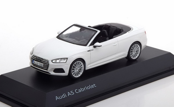 Audi A5 Cabrio - white