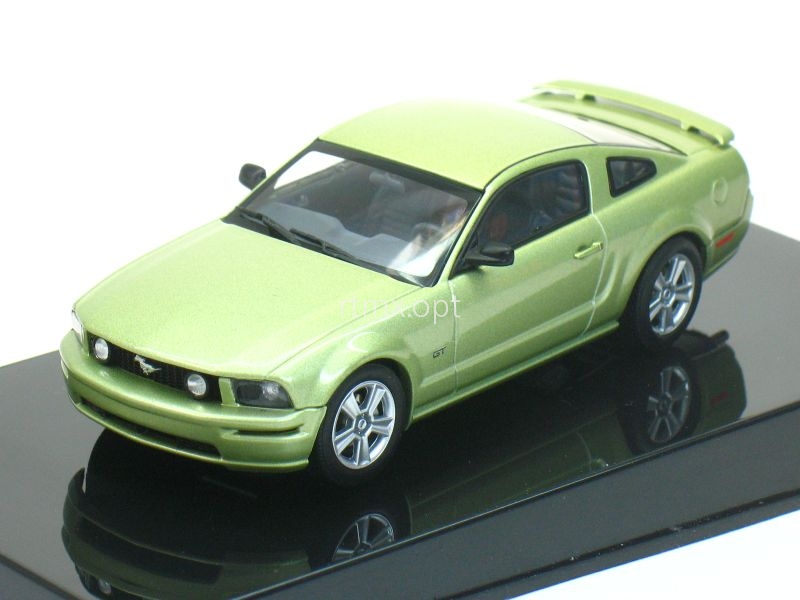 ford mustang gt (legend lime) 52761 Модель 1:43