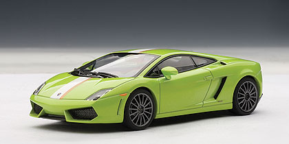 Модель 1:43 Lamborghini Gallardo LP 550-2 «Valentino Balboni» - green (white/gold stripe)
