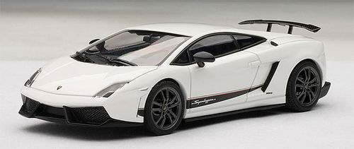 Модель 1:43 Lamborghini Gallardo LP 570-4 Superleggera - white