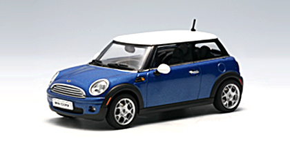 Модель 1:43 Mini Cooper - blue