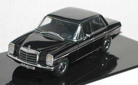 mercedes-benz /8 220 d limousine - black 56182 Модель 1:43