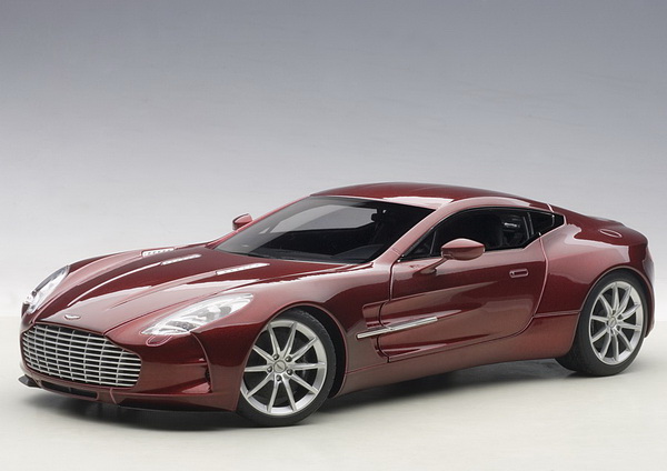 Модель 1:18 Aston Martin One 77 2009 (diavolo red)