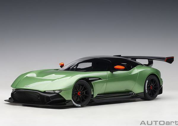 Aston Martin Vulcan - apple tree green