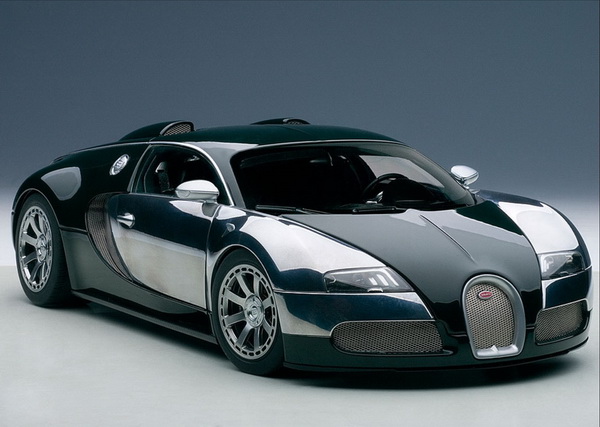 Модель 1:18 Bugatti EB Veyron 16.4 L'Edition Centenaire Malcolm Cambell - racing green