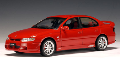 Модель 1:18 Holden HSV VT2 GTS 300 - red