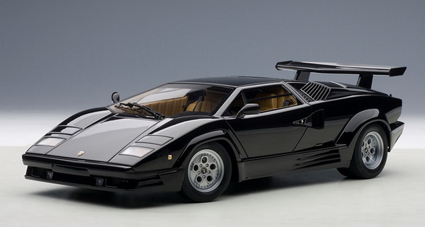 Модель 1:18 Lamborghini Countach 5000 S (Upgraded Version) (black)