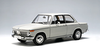 Модель 1:18 BMW 1600-2 - bristol gray