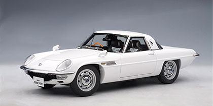 Модель 1:18 Mazda Cosmo Sport - white