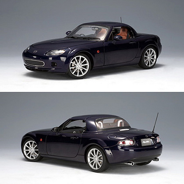 Модель 1:18 Mazda MX-5 (RHD) retractable roof - stormy blue