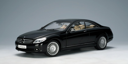 Модель 1:18 Mercedes-Benz CL Coupe - black