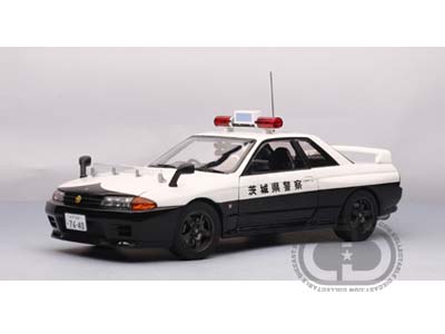 nissan skyline gtr r32 police car (ibaraki - kenkei) 77363 Модель 1:18