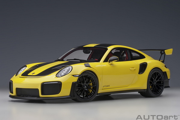 Модель 1:18 Porsche 911 (991.2) GT2 RS Weissach Package - racing yellow