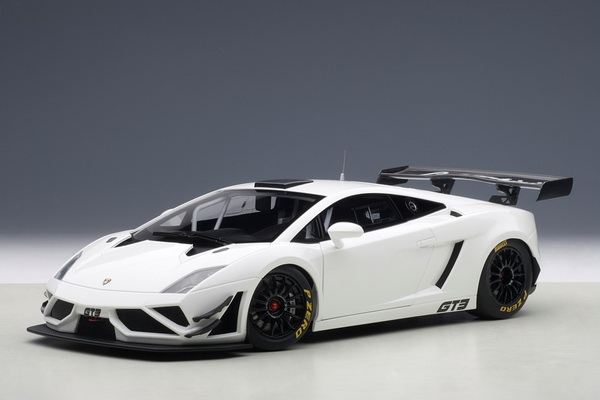 Модель 1:18 Lamborghini Gallardo GT3 FL2 2013 white