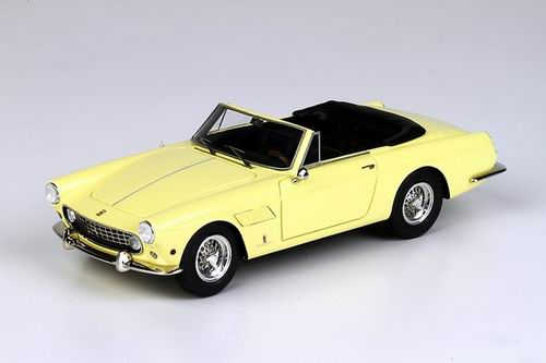 ferrari 250 gte convertible - pale yellow BBR229B Модель 1:43