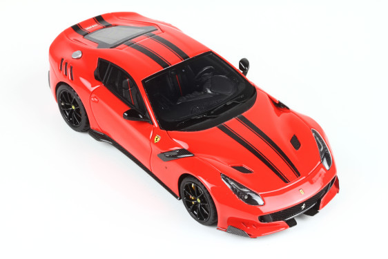 Модель 1:43 Ferrari F12 TDF - rosso scuderia