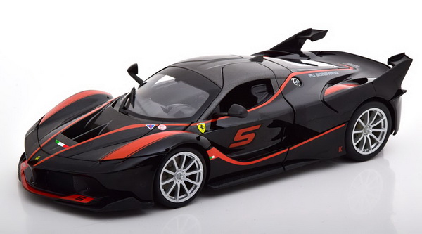 Модель 1:18 Ferrari FXX K №5 2015 - black/orange