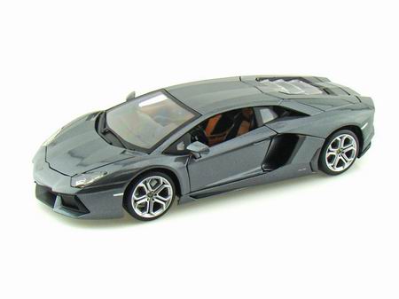 Модель 1:18 Lamborghini Aventador LP 700-4 - gray