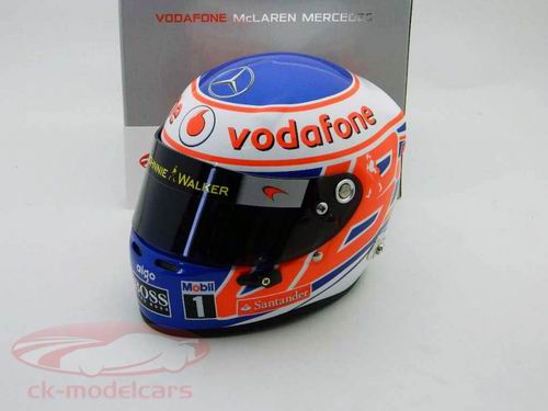 Модель 1:2 Vodafone McLaren Mercedes (Jenson Button) - шлем