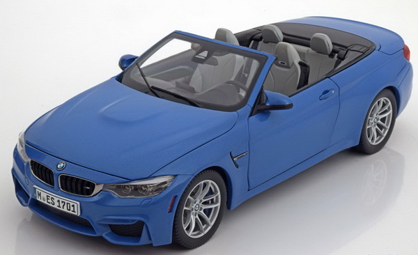 Модель 1:18 BMW M4 F83 Cabrio - light blue