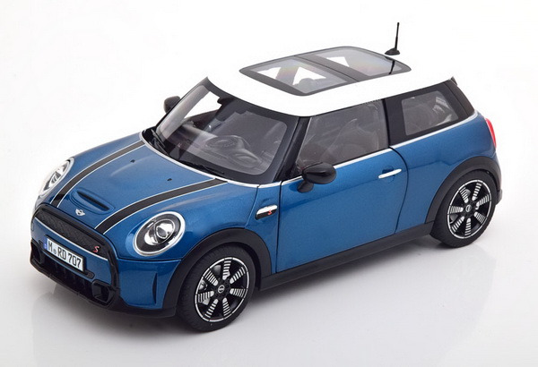 Модель 1:18 Mini Cooper S - blue/black/white