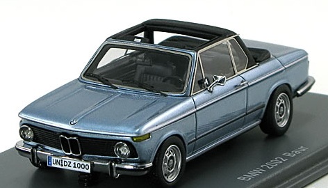 Модель 1:43 BMW 2002 Baur Cabrio - hellblau met