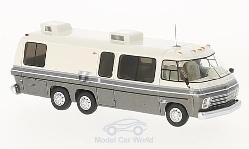 Модель 1:87 GMC Motorhome - white/grey