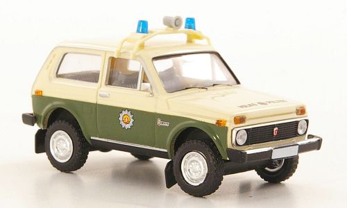 ВАЗ-2121 «Нива» Полиция ГДР / lada «niva» «volkspolizei» (ddr) HO27203 Модель 1:87