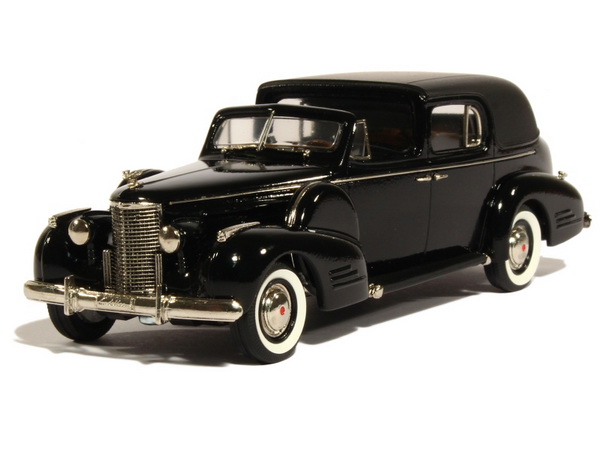 cadillac fleetwood town car - black BML04 Модель 1:43