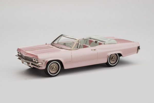 chevrolet impala cabrio - pink pearl ("pink collection") BRK223P Модель 1:43