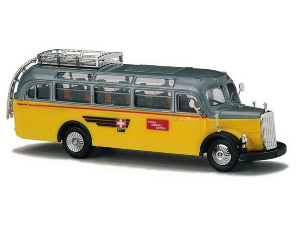 Модель 1:87 Mercedes-Benz O 3500 Schweizer Postbus