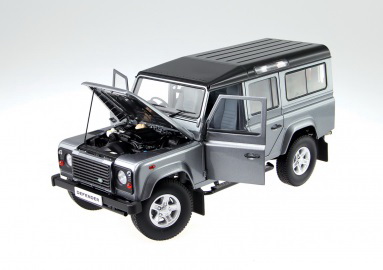 Модель 1:18 Land Rover Defender 110 RHD (Orkney Grey Metallic)