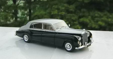 rolls-royce phantom v limousine - black/silver 43C1015B Модель 1:43