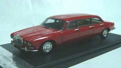 daimler sovereign limousine - red 43C1024C Модель 1:43