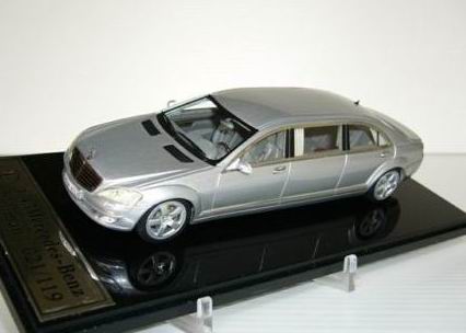 Модель 1:43 Mercedes-Benz S600 Pullman (W221) - silver
