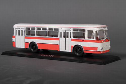 Автобус677 - красный/белый 04002C-43 Модель 1:43